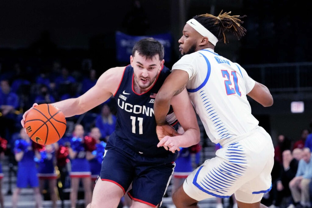 Boneyard UConn Men's Basketball